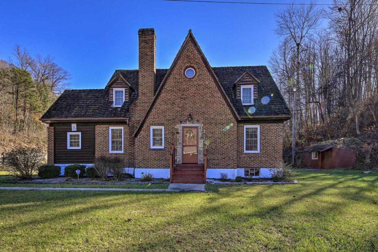 Homeplace With Yard - 10 Mi To Jenny Wiley! Paintsville エクステリア 写真